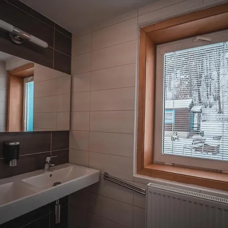 Kupelne Domceky - Kupele Smerdzonka Üdülőközpont 2*