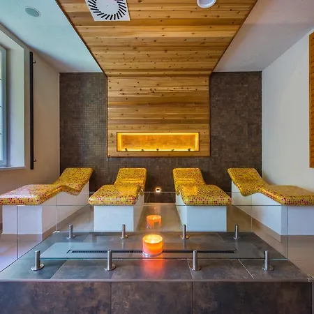 Kupelne Domceky - Kupele Smerdzonka Üdülőközpont