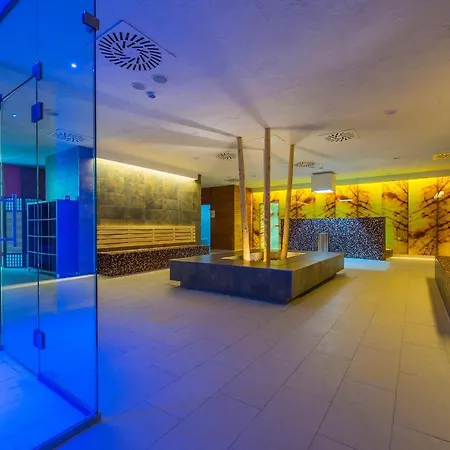 Üdülőközpont Kupelne Domceky - Kupele Smerdzonka 2*