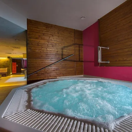 Kupelne Domceky - Kupele Smerdzonka Üdülőközpont