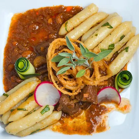 Kupelne Domceky - Kupele Smerdzonka Üdülőközpont Červený Kláštor