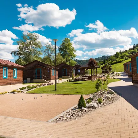 Üdülőközpont Kupelne Domceky - Kupele Smerdzonka Červený Kláštor