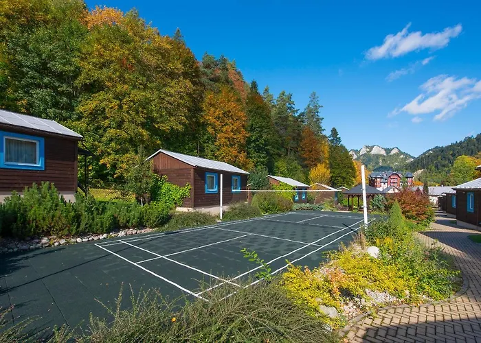 Kupelne Domceky - Kupele Cerveny Klastor Smerdzonka Resort 2*