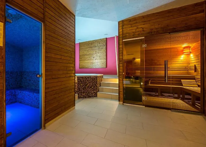 Kupelne Domceky - Kupele Cerveny Klastor Smerdzonka