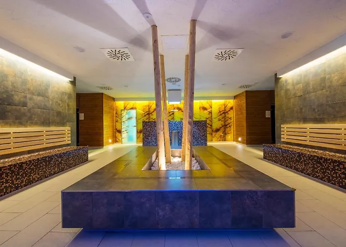 Kupelne Domceky - Kupele Cerveny Klastor Smerdzonka