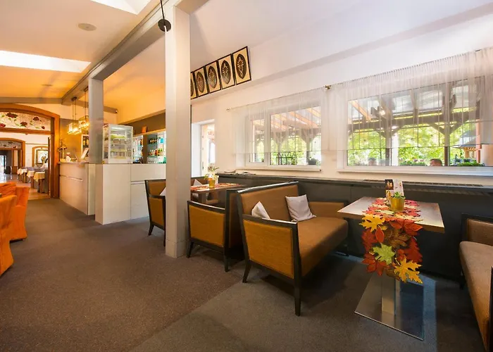 Kupelne Domceky - Kupele Cerveny Klastor Smerdzonka 2*