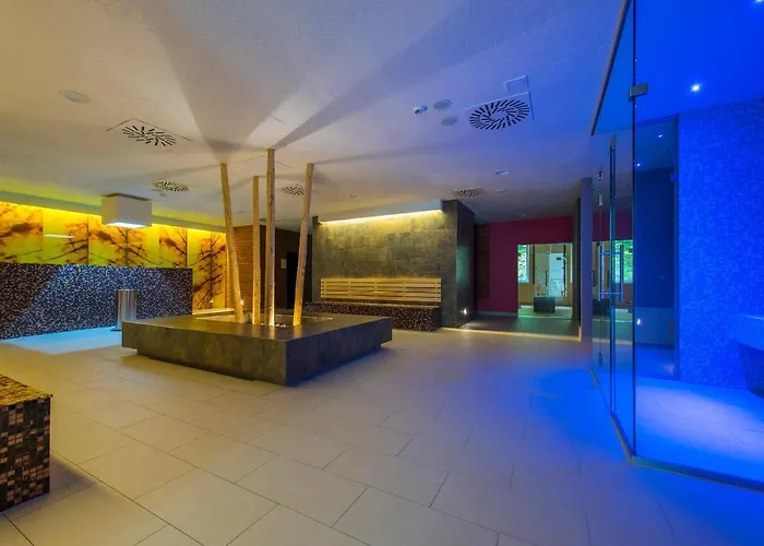 Kupelne Domceky - Kupele Cerveny Klastor Smerdzonka 2* Cerveny Klastor