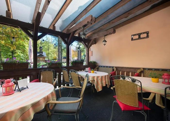 Kupelne Domceky - Kupele Cerveny Klastor Smerdzonka 2* Cerveny Klastor