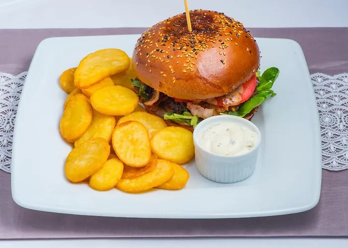 Kupelne Domceky - Kupele Cerveny Klastor Smerdzonka