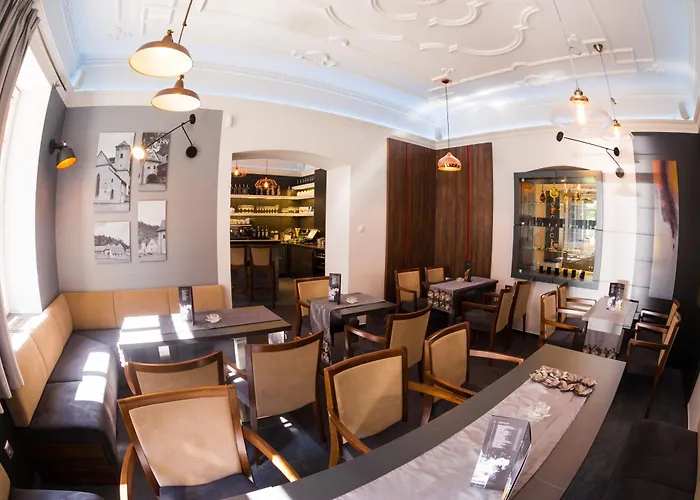 Kupelne Domceky - Kupele Cerveny Klastor Smerdzonka 2*