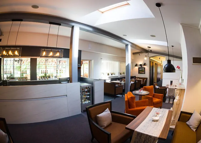 Kupelne Domceky - Kupele Cerveny Klastor Smerdzonka Resort Cerveny Klastor