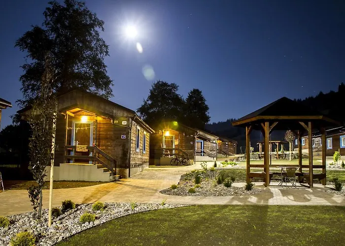 Kupelne Domceky - Kupele Cerveny Klastor Smerdzonka Resort